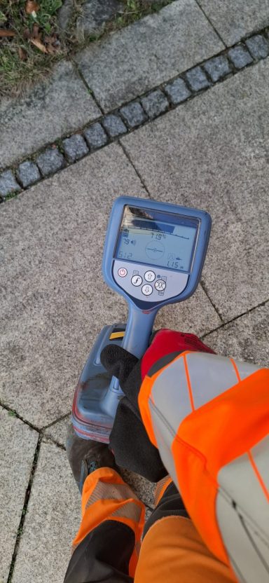 Wir bieten eine Zustands- und Lageerfassung der Abwassergrundleitung an